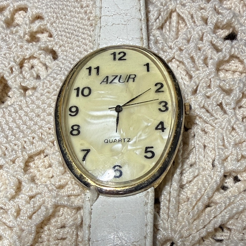 Azur Women's White Quartz Watch